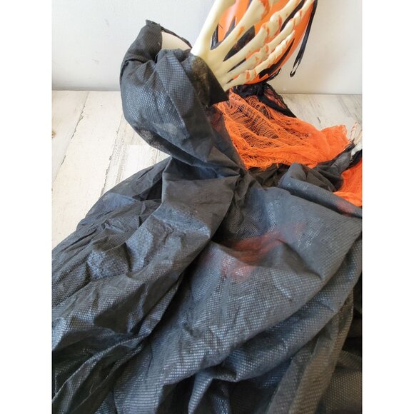 Hanging jack-o'-lantern Halloween home decor Grim reaper scary prop - Picture 6 of 11